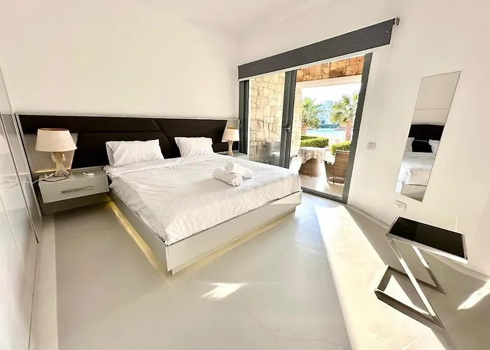 Comfortable 3br In Swan I El Gouna Ground Floor, Garden, Terrace & Lagoon Access Apartment Hurghada