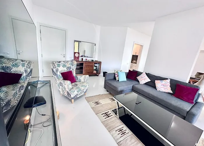 Comfortable 3br In Swan I El Gouna Ground Floor, Garden, Terrace & Lagoon Access *