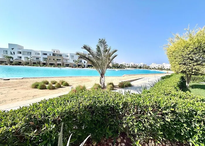 Comfortable 3br In Swan I El Gouna Ground Floor, Garden, Terrace & Lagoon Access * Hurghada