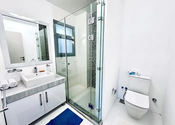 Comfortable 3br In Swan I El Gouna Ground Floor, Garden, Terrace & Lagoon Access Apartment *